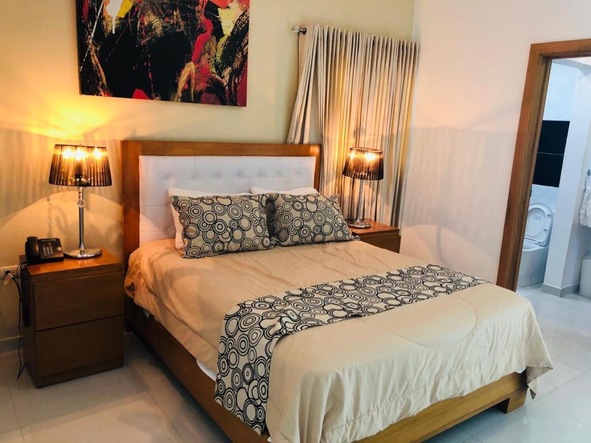 Dpravia Hotel Srl Bani Εξωτερικό φωτογραφία